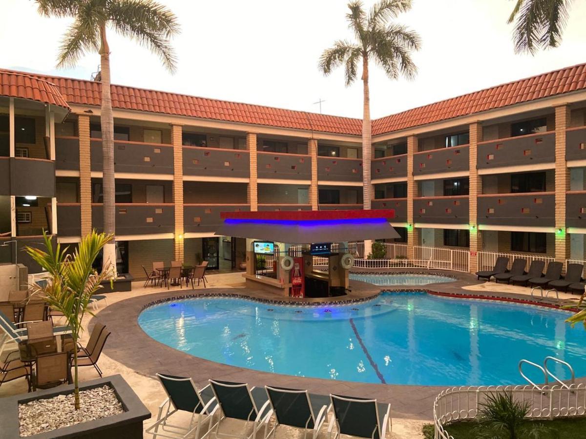 Hotel La Finca Hermosillo Exterior foto